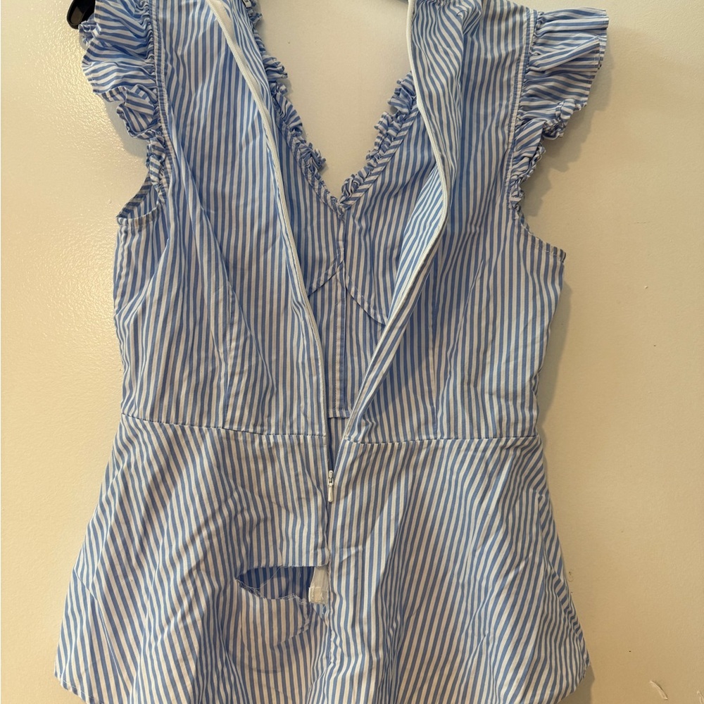 TOME 
Flutter Sleeve Top - Picture 7 of 7